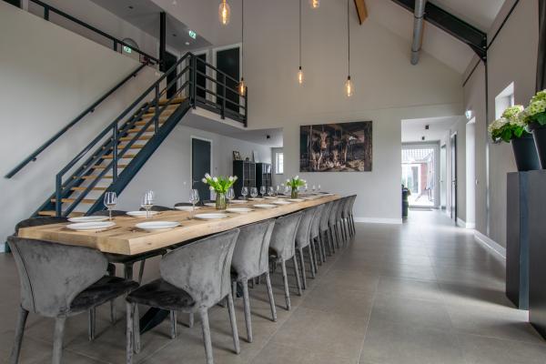 Luxe groepsvilla Lage Zwaluwe: 24 pers, eigen badkamer, nabij Biesbosch - thumbnail 6