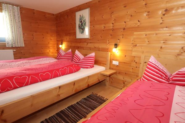 Op 400 m van de piste: ruim appartement voor 8 personen in Fendels - thumbnail 4