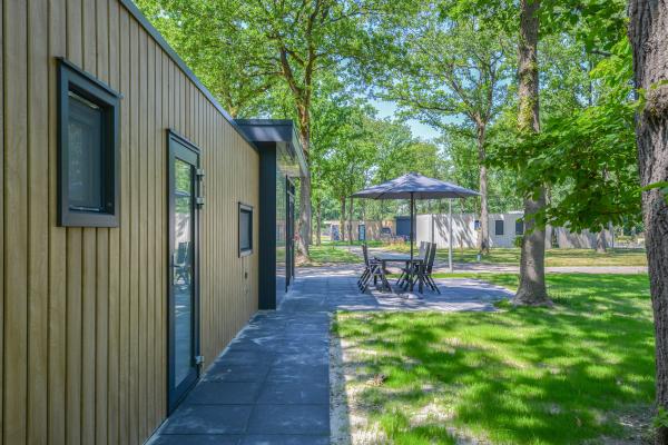 Vrijstaand chalet op vakantiepark bij Drents-Friese Wold, 6 pers. - thumbnail 1