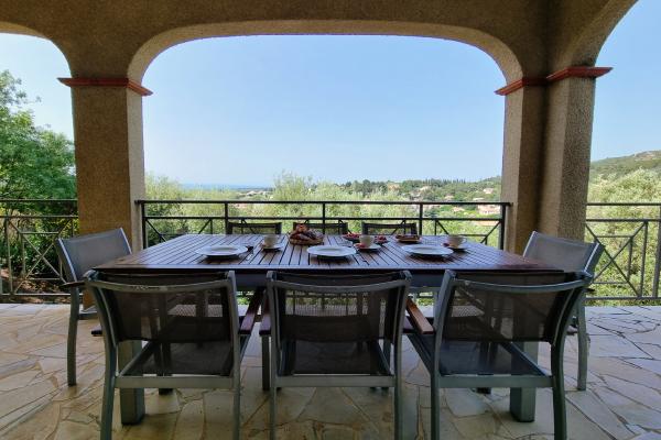Vrijstaande villa met privézwembad en panoramisch uitzicht in Caunes-Minervois - thumbnail 3