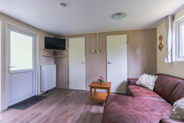 Chalet op bosrijke Brabantse camping met zwembad en avonturenpad - thumbnail 6