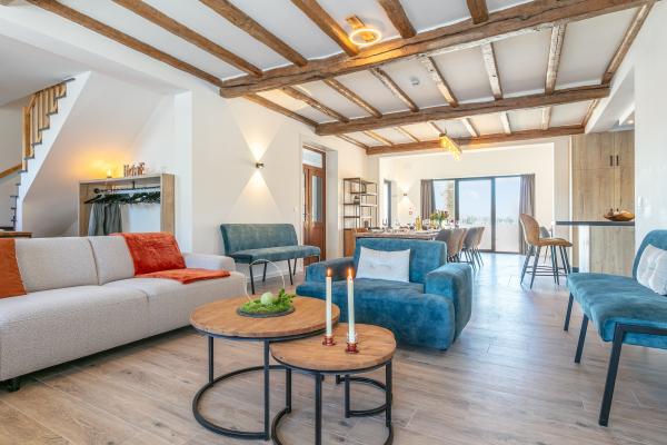 Gerenoveerde Kempische hoeve met privé binnenzwembad voor 20 personen - thumbnail 5