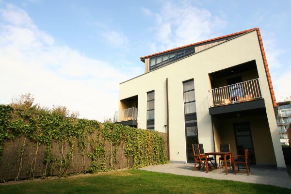 Appartement met tuin direct aan strandopgang in hartje Cadzand - thumbnail 3