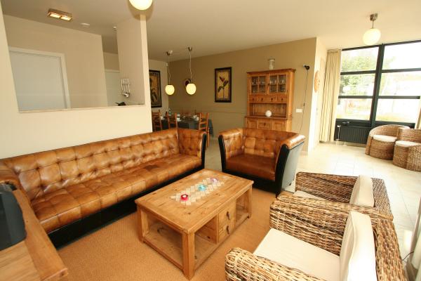 Appartement met tuin direct aan strandopgang in hartje Cadzand - thumbnail 5