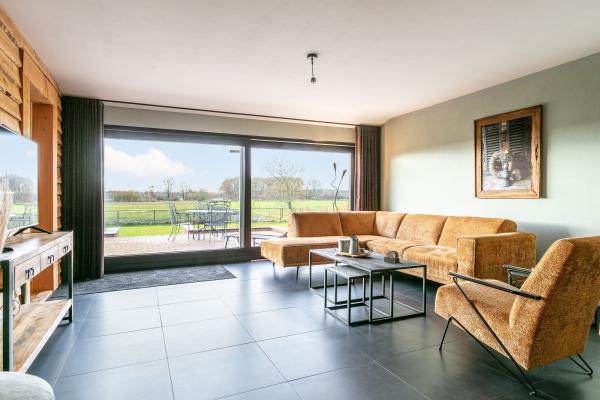 Luxe familiehoeve met paardenstal in Brabants landschap, 12 pers - thumbnail 2