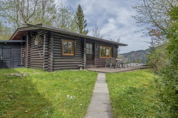Aan de piste: Vrijstaand houten chalet in Wörgl met panorama - thumbnail 1