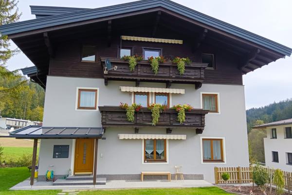Modern appartement op de begane grond in Mariastein, 800m van de skibus - thumbnail 1