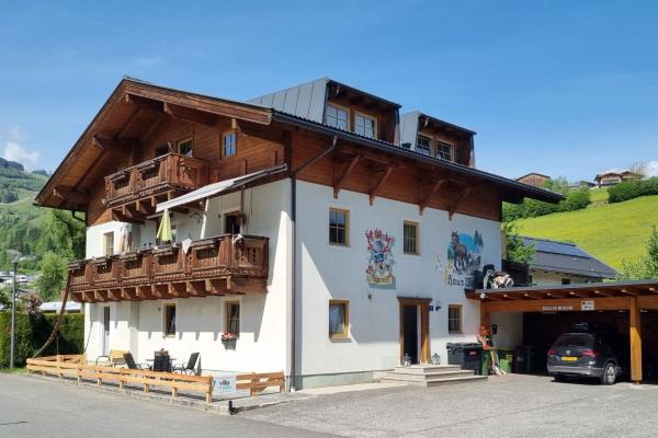 Gezellig appartement voor 10 personen in hartje Kaprun, 200m van de skilift - thumbnail 1