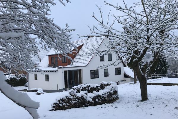 Ruime groepswoning voor 17 personen in Altenstadt-Naumburg met grote tuin - thumbnail 2