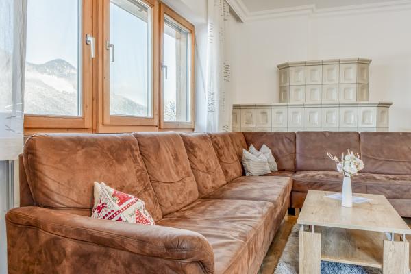 Ruim vakantiehuis voor 14 personen met sauna direct aan de piste in Itter - thumbnail 4
