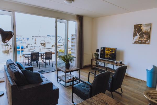 Waterparel aan het Uitgeestermeer: vakantiehuis voor 6 personen - thumbnail 2