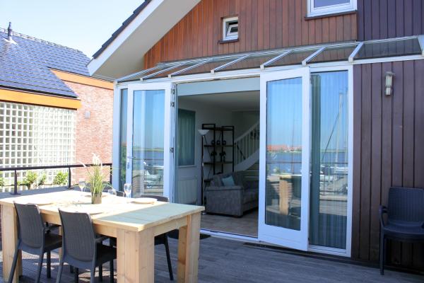 Appartement met dakterras en panoramisch uitzicht op het Uitgeestermeer - thumbnail 3