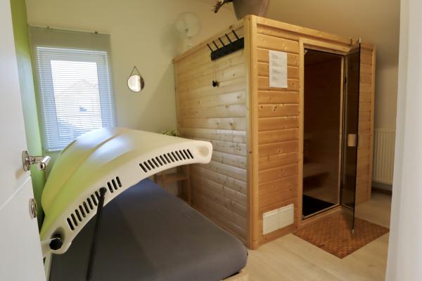 Moderne groepswoning voor 14 personen met sauna en speelruimte in Houffalize - thumbnail 6