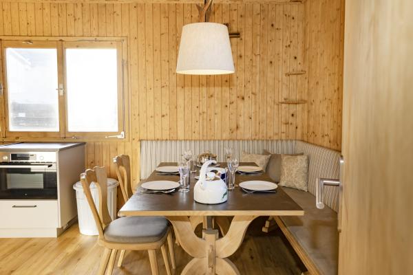 Vrijstaand chalet aan de piste in Pill met privétuin en houtkachel - thumbnail 6