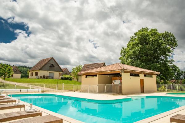 Op 750m van het centrum: Modern vakantiehuis in Lacapelle Marival - thumbnail 4
