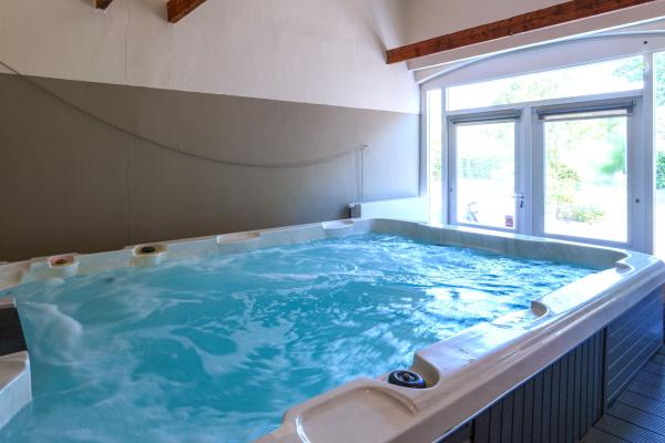 Groepswoning 't Grootenhuis: sauna, zwemspa en speelparadijs in Olst - thumbnail 2