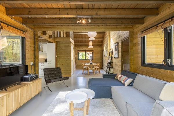 Elegant houten vakantiehuis aan de bosrand in Soesterberg - thumbnail 5
