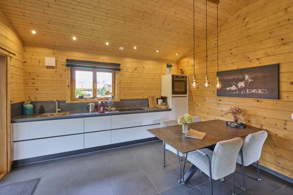 Sfeervol Finse woning met panoramisch uitzicht in Limburgse natuur - thumbnail 5