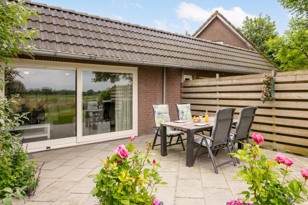 Modern vakantiehuis op het Brabantse platteland bij Heeswijk-Dinther - thumbnail 1
