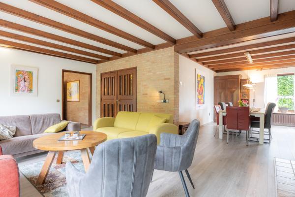 Ruime vakantiewoning met terras bij de duinen, 10 pers., Nieuwkuijk - thumbnail 2