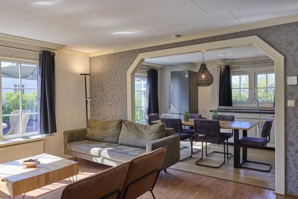 Wellness bungalow in het bos op 470m van Kaatsheuvel centrum - thumbnail 2