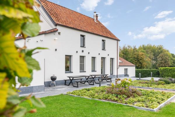 Vrijstaand landhuis in Brakel voor 10 personen - thumbnail 1