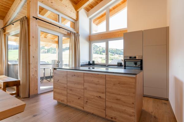 Vrijstaand vakantiehuis in Sankt Lambrecht direct aan de piste · 100 m² - thumbnail 4