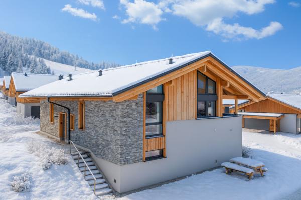 Vrijstaand vakantiehuis in Sankt Lambrecht direct aan de piste · 100 m² - thumbnail 1