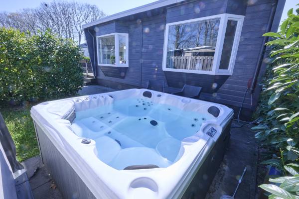 Wellnessbungalow bij de Efteling: ontspan in de Brabantse bossen - thumbnail 2