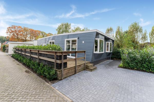 Wellnessbungalow bij de Efteling: ontspan in de Brabantse bossen - thumbnail 1