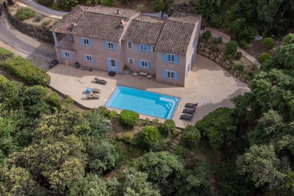 Villa met panoramisch uitzicht, privézwembad en strand op 2 km in Cavalaire-sur-Mer - thumbnail 4