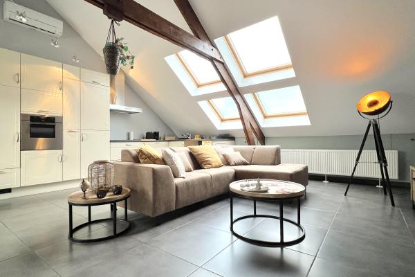 Centraal gelegen ruim appartement met tuin in Genk - thumbnail 1