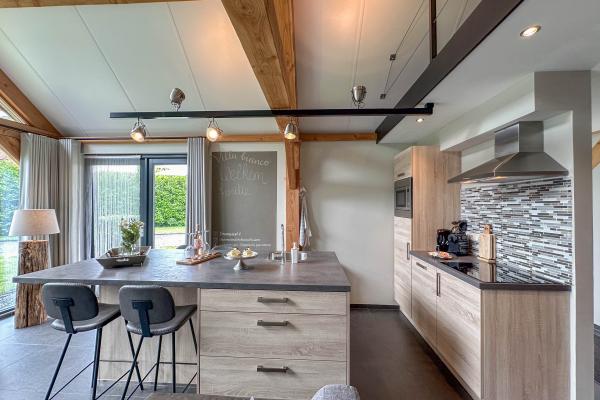 Luxe rietgedekte villa in landelijk Brabant, dichtbij Alphen - thumbnail 5