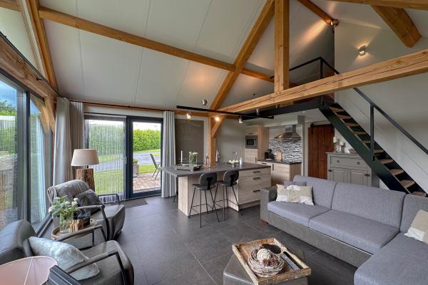 Luxe rietgedekte villa in landelijk Brabant, dichtbij Alphen - thumbnail 4