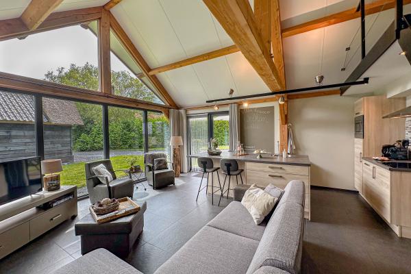 Luxe rietgedekte villa in landelijk Brabant, dichtbij Alphen - thumbnail 3