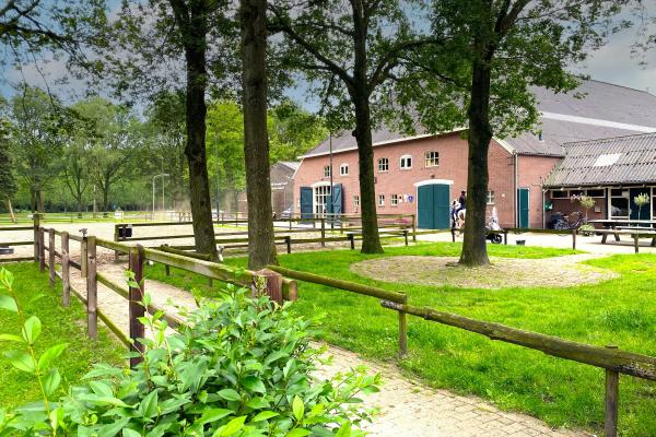 Landelijke Luxe bij Manege met Bubbelbad in Veendam - thumbnail 3