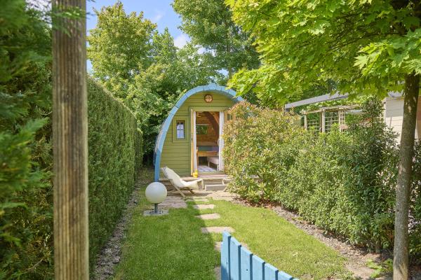 Sfeervol Tiny House in Goedereede, 5 km van het Noordzeestrand - thumbnail 2