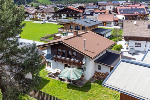 Ruime groepswoning voor 20 personen op 100m van de skilift in Längenfeld - thumbnail 2