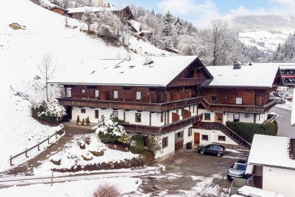 6-persoons appartement aan de piste in het centrum van Alpbach - thumbnail 2