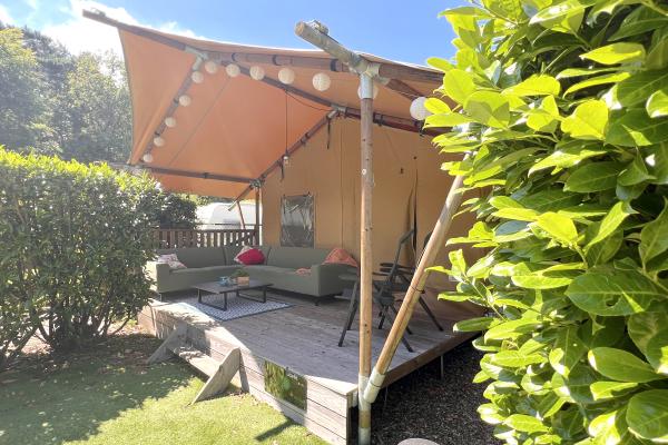 Luxe safaritent met hottub voor 6 personen op de Veluwe - thumbnail 2