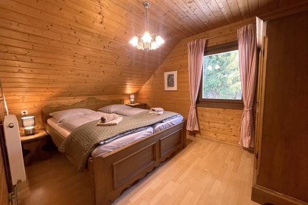 12-persoons ruim vakantiehuis in Gnesau met sauna en grote tuin - thumbnail 6