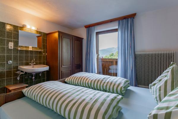 Panoramisch 8-persoons appartement aan de piste in Zell am See - thumbnail 6