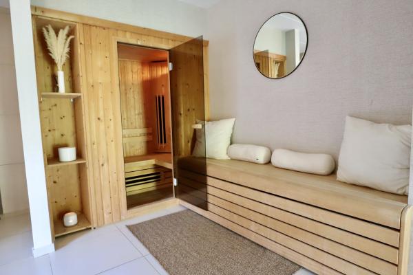 Luxe vakantiehuis in Heyd met hottub, sauna en pooltafel - thumbnail 3