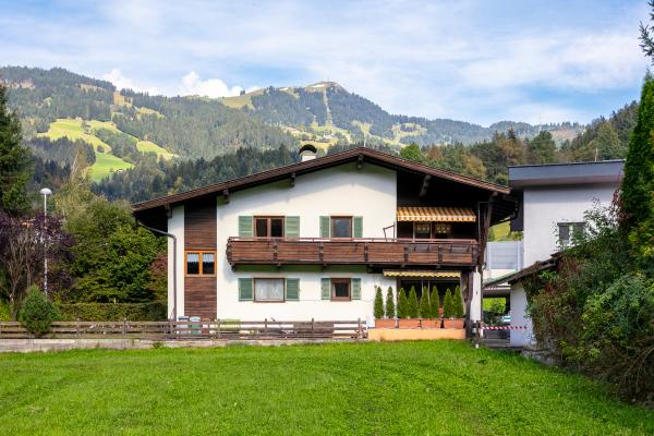 Aan de piste: Zonnig appartement in centrum Hopfgarten im Brixental - thumbnail 1