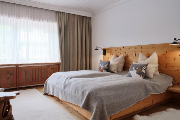 Exclusief chalet aan de Streif in Kitzbühel met 4 suites & Country Club toegang - thumbnail 5