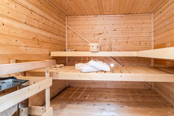 Luxe wellness appartement met sauna & whirlpool op de Veluwe - thumbnail 3