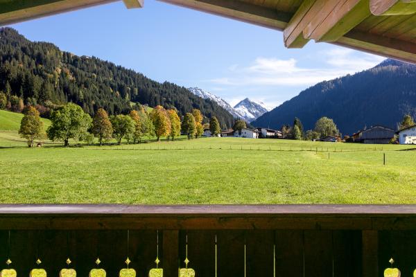 Tirools chalet in Kirchberg, ski tot aan de deur - thumbnail 3