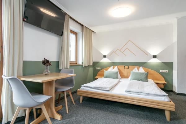 Twee aangrenzende groepshuizen voor 34 personen met sauna in Kirchberg - thumbnail 3