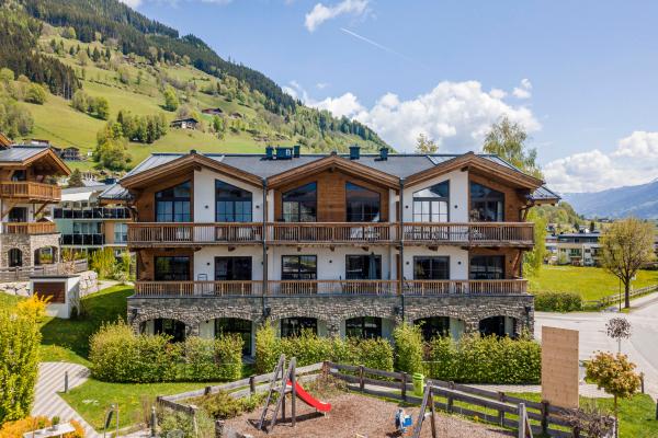 Stijlvol appartement in Piesendorf met gedeelde wellness, direct aan de piste - thumbnail 1
