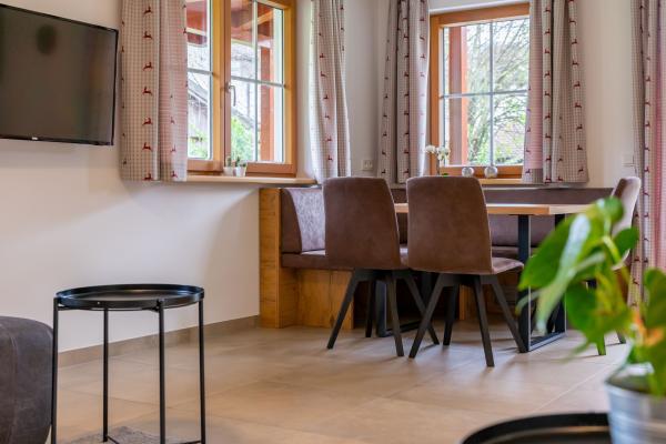 Stijlvol appartement aan de piste met panoramisch uitzicht in Maria Alm - thumbnail 3